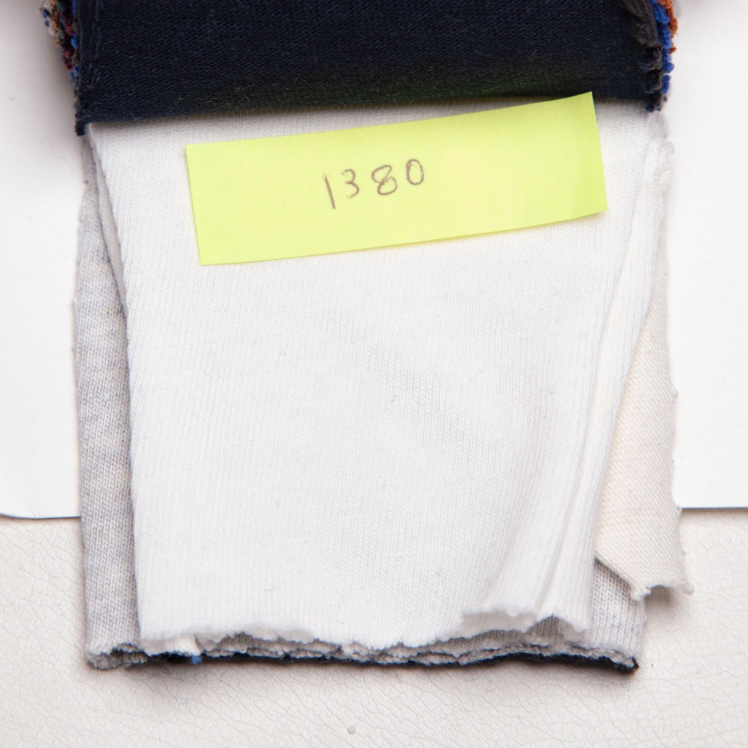 yj_20s-bio_c100-27