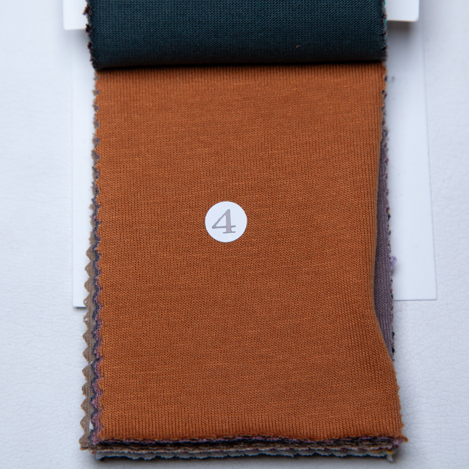 wmission_silket20_c100-18